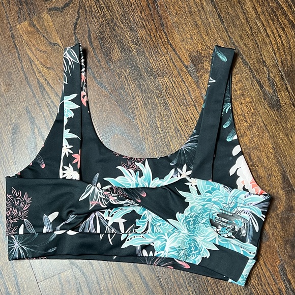 Peachaus L sports bra with beautiful print brand new - Picture 2 of 5